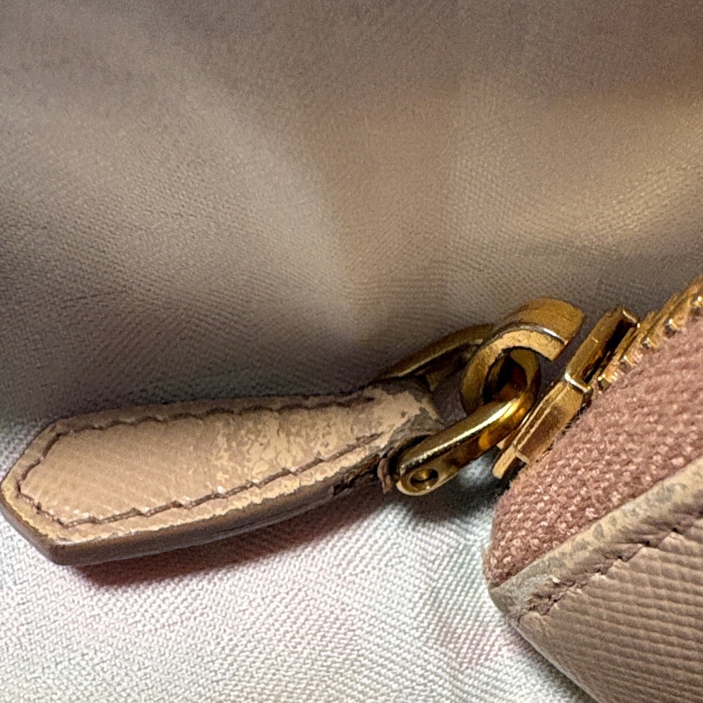 Prada Nude Leather Zip Wallet - Picture 3 of 16